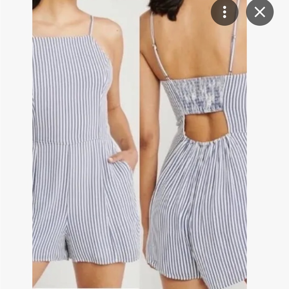 Abercrombie size Small romper. Great condition! And lined.
